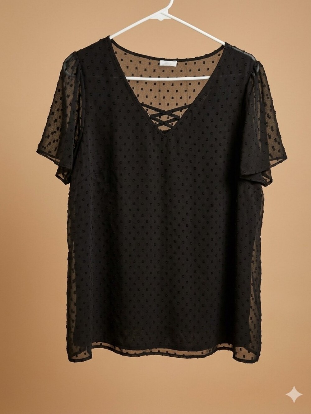 Boho Chic Business Casual Swiss Dot V-Neck Short Sleeve Top with Crisscross